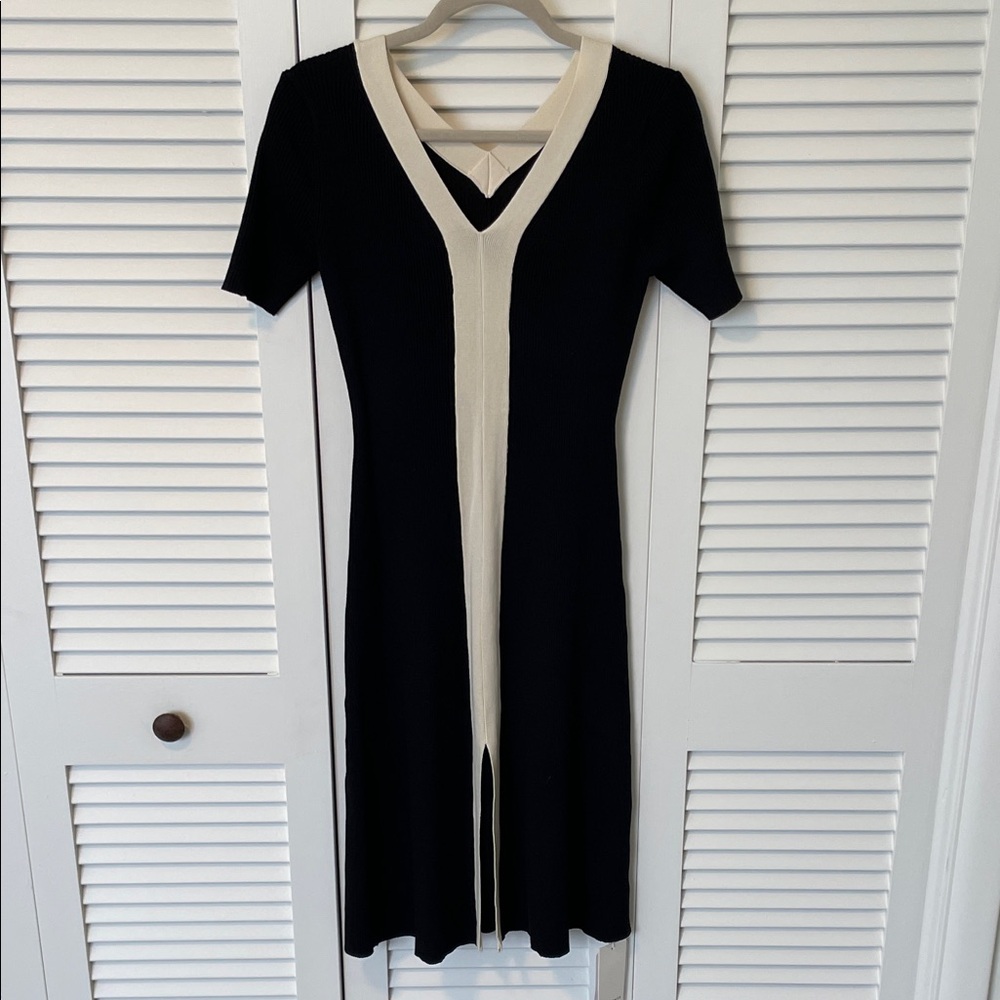 NWT Commense Black and Cream V-Neck Knit Dress